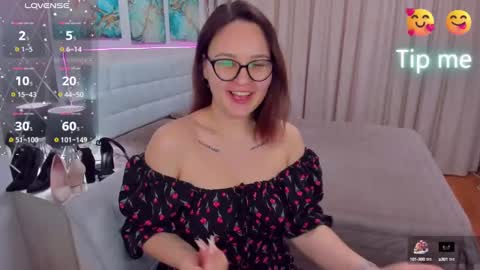 Snapshot of esterkiss chatting on 02/01/25, 10:15 Odelia online show from 02/01/25, 10:15