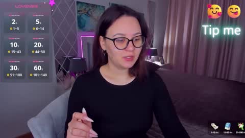 Snapshot of esterkiss chatting on 02/08/25, 05:51 Odelia online show from 02/08/25, 05:51