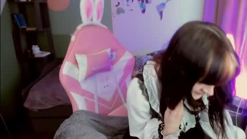 Snapshot of estertwilight chatting on 05/23/26, 04:11 Ester online show from 05/23/26, 04:11