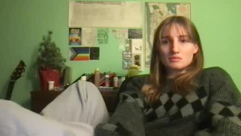 Esther Grey online show from 01/28/25, 02:43