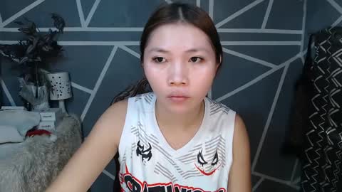 Snapshot of estherlust chatting on 12/26/24, 12:36 IRIS online show from 12/26/24, 12:36