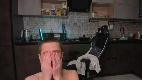 LOUIS online show from 03/21/26, 07:39