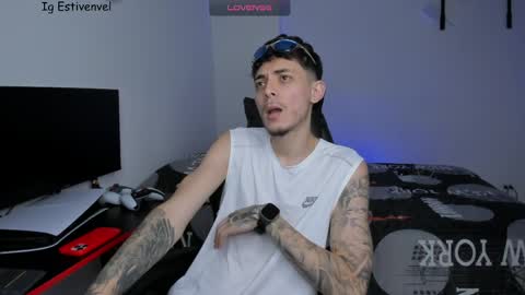 estivenvel online show from 03/25/26, 04:46