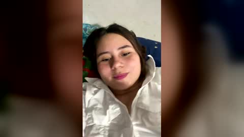 estrella online show from 02/16/26, 12:18