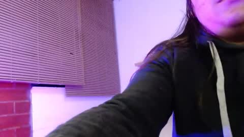 Estrella online show from 01/07/26, 03:20