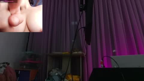 Estrella online show from 04/21/26, 12:00