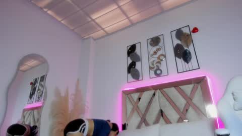 Snapshot of estrellavega_ chatting on 05/18/26, 12:55 Estrella online show from 05/18/26, 12:55