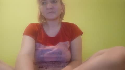 Snapshot of estrellawalters chatting on 12/28/24, 06:18 estrellawalters online show from 12/28/24, 06:18