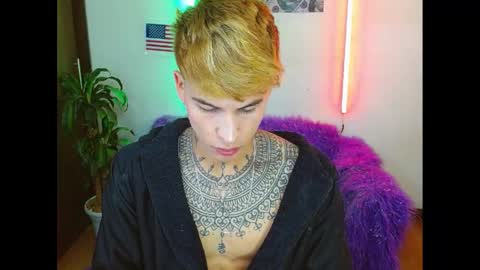 Snapshot of estrellita__jordan chatting on 01/19/25, 12:17 JORDAN online show from 01/19/25, 12:17