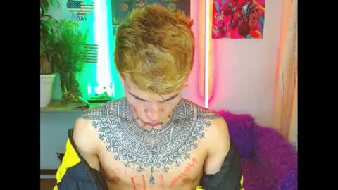 Snapshot of estrellita__jordan chatting on 02/12/25, 01:30 JORDAN online show from 02/12/25, 01:30