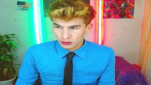 Snapshot of estrellita__jordan chatting on 03/08/25, 08:55 JORDAN online show from 03/08/25, 08:55