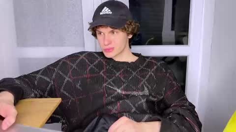 Alex online show from 04/21/26, 06:34