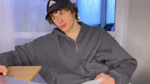 Alex online show from 04/23/26, 04:31