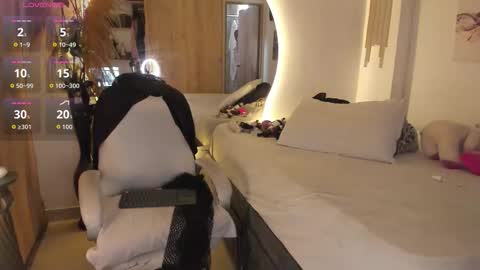 AmberDisny online show from 01/16/26, 07:40