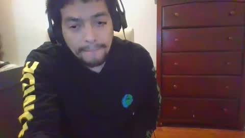 Snapshot of etceteraexx chatting on 12/17/24, 03:17 etceteraexx online show from 12/17/24, 03:17