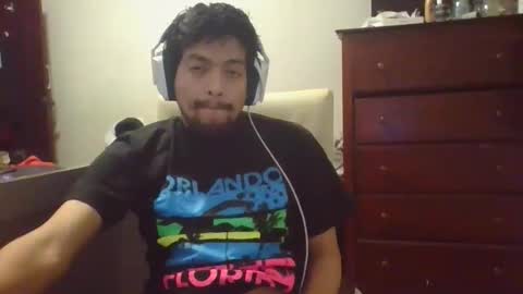 Snapshot of etceteraexx chatting on 01/18/26, 02:21 etceteraexx online show from 01/18/26, 02:21