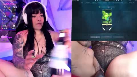 Aura online show from 10/20/25, 01:33