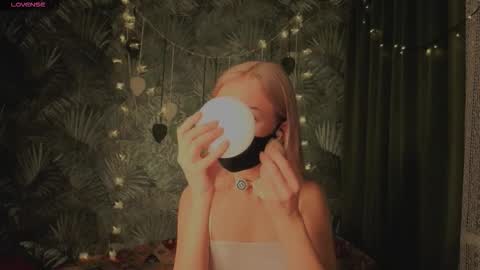 Sophia online show from 03/10/26, 11:21