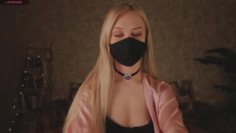 Sophia online show from 03/27/26, 09:58