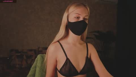 Sophia online show from 04/14/26, 11:22