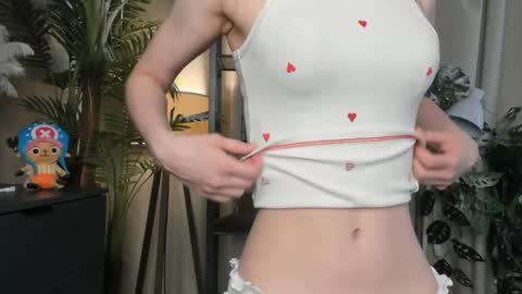 Snapshot of eternity_cuite chatting on 05/13/26, 05:49 Natalie online show from 05/13/26, 05:49