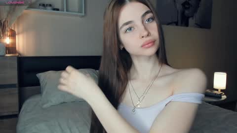 Snapshot of eternity_is_endless chatting on 12/28/24, 07:33 Mary online show from 12/28/24, 07:33