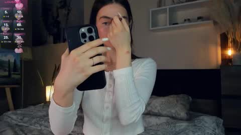 Snapshot of eternity_is_endless chatting on 03/03/25, 07:43 Mary online show from 03/03/25, 07:43