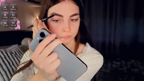 Snapshot of eternity_is_endless chatting on 10/19/25, 07:53 Mary online show from 10/19/25, 07:53