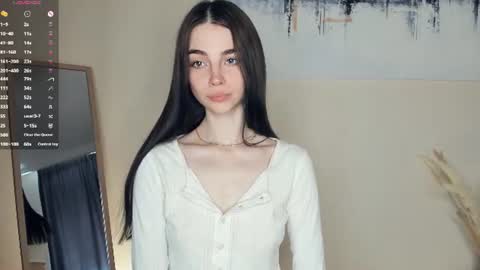 Mary online show from 06/30/26, 07:53
