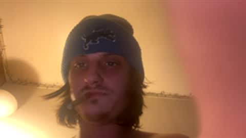 Snapshot of etgc82 chatting on 03/03/26, 10:37 etgc82 online show from 03/03/26, 10:37