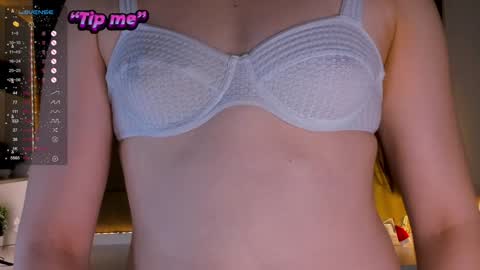 Snapshot of ethaldwinell chatting on 12/22/24, 11:11 Diana online show from 12/22/24, 11:11