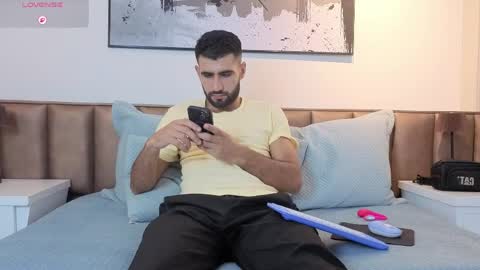 Ethan online show from 04/20/26, 07:15