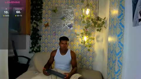 Snapshot of ethan_blackwood chatting on 02/05/25, 01:58 ethan_blackwood online show from 02/05/25, 01:58