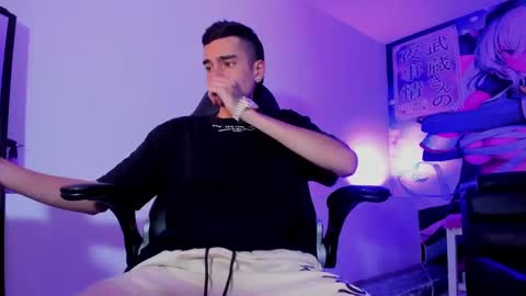 Snapshot of ethan_boy_ chatting on 09/08/25, 09:58 Ethan online show from 09/08/25, 09:58