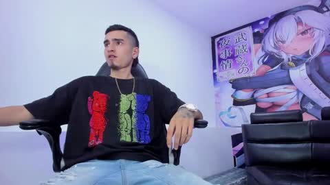 Snapshot of ethan_boy_ chatting on 09/19/25, 08:53 Ethan online show from 09/19/25, 08:53