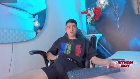 Snapshot of ethan_boy_ chatting on 12/16/25, 09:31 Ethan online show from 12/16/25, 09:31