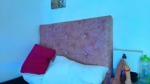 ethan  online show from 01/16/26, 02:26