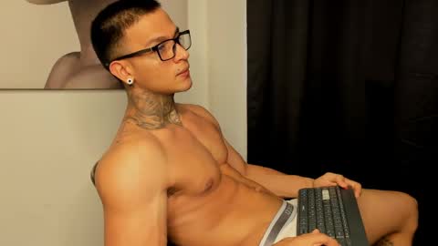 Snapshot of ethan_devis7 chatting on 05/27/26, 08:50 Ethan - Independent model online show from 05/27/26, 08:50