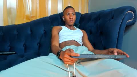 King Ethan online show from 11/05/25, 03:12