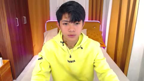 ethan_lauren online show from 04/14/26, 12:33