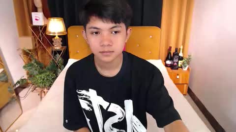 ethan_lauren online show from 04/30/26, 06:09