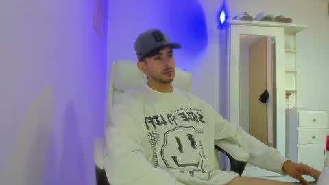 Ethan Muller online show from 01/25/25, 08:21