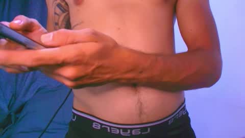 Ethan Muller online show from 10/10/25, 02:10