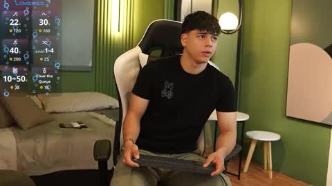 ethan_occonor online show from 09/26/25, 01:37