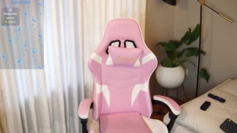 ethan_occonor online show from 10/04/25, 02:15