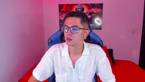 Snapshot of ethan_sai01 chatting on 11/11/25, 07:08 ETHAN SAI online show from 11/11/25, 07:08