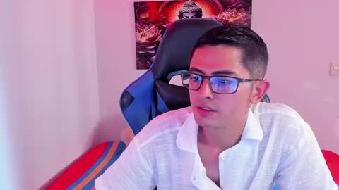 Snapshot of ethan_sai01 chatting on 11/18/25, 09:19 ETHAN SAI online show from 11/18/25, 09:19