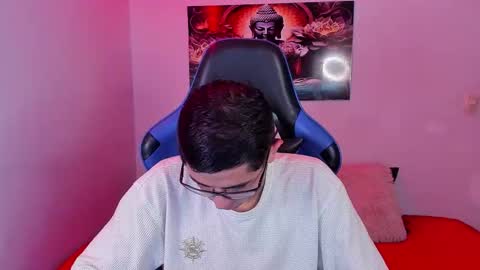 Snapshot of ethan_sai01 chatting on 12/04/25, 03:05 ETHAN SAI online show from 12/04/25, 03:05