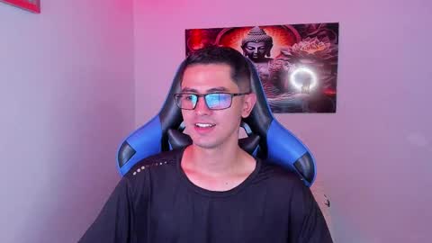 Snapshot of ethan_sai01 chatting on 12/14/25, 09:19 ETHAN SAI online show from 12/14/25, 09:19