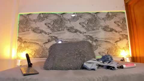 Snapshot of ethan_thouse chatting on 10/12/25, 03:38 ethan_thouse online show from 10/12/25, 03:38